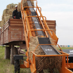 BALYA YÜKLEME MAKİNASI BALYA YÜKLEME MAKİNASI